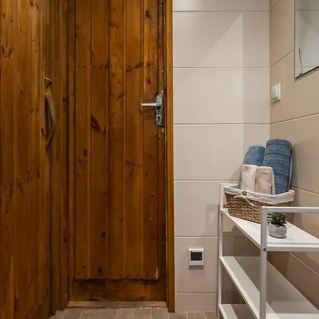 Dom wakacyjny Maro With Sauna *